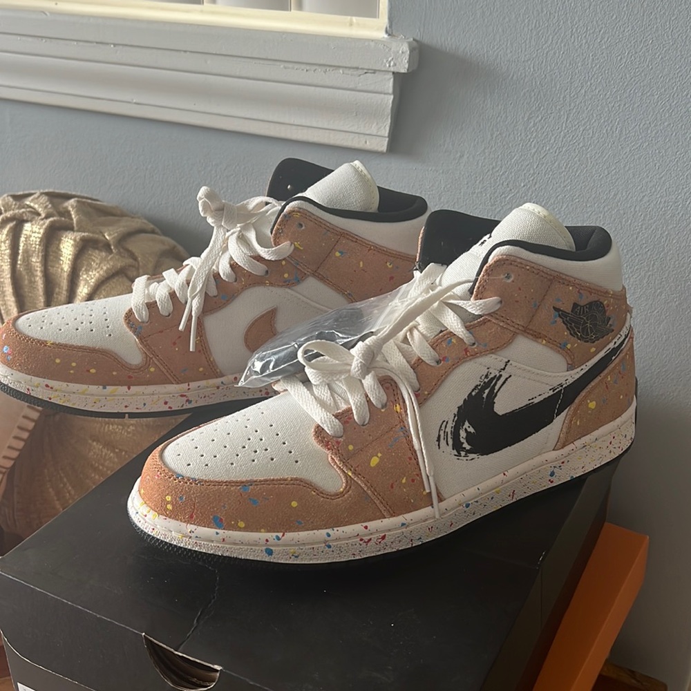 Jordan 1 Brushstroke Paint Splatter Gem